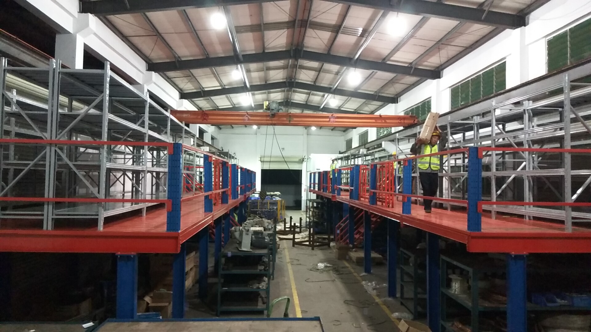 閣樓平臺的設(shè)計(jì)--深圳貨架廠